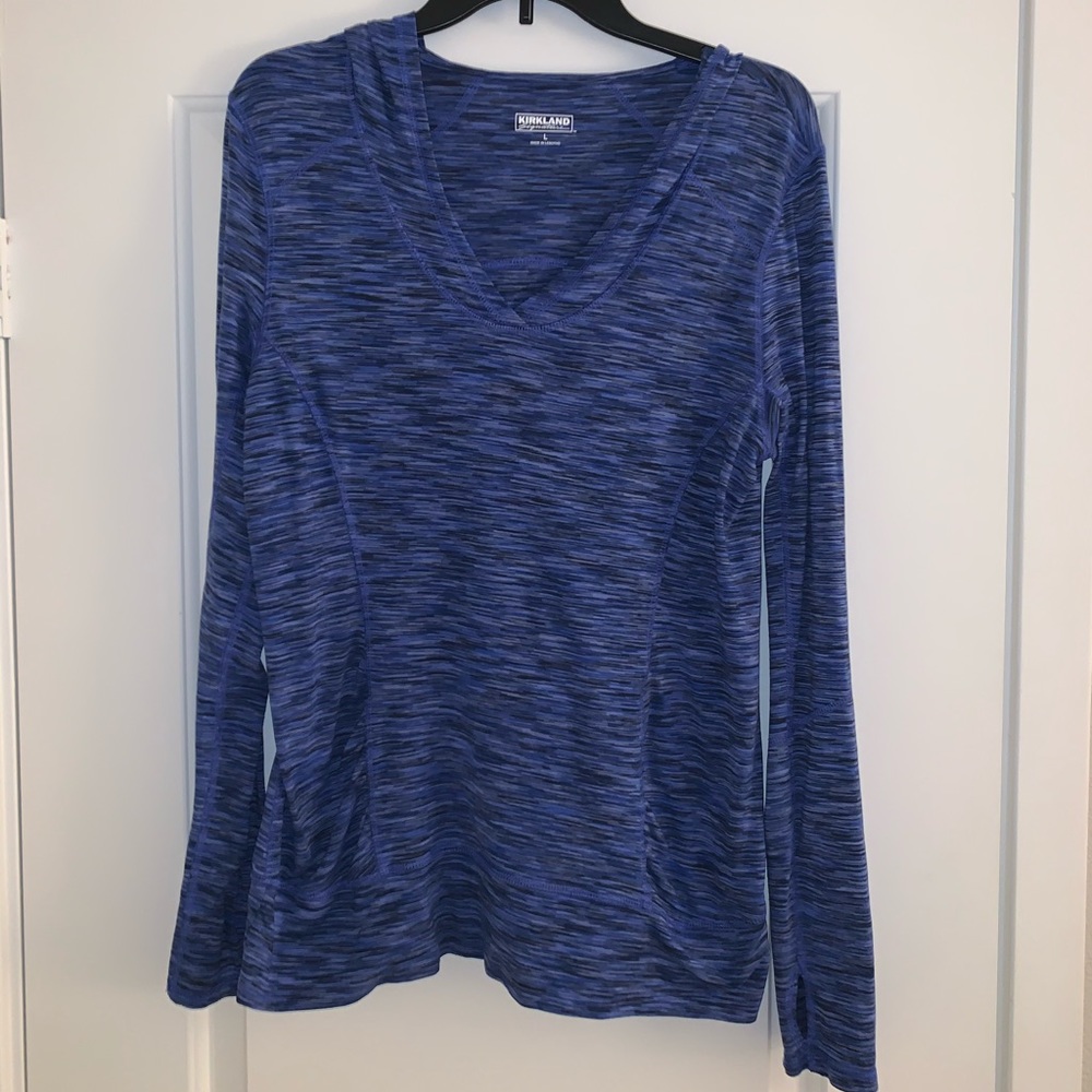 Athleisure Light Jacket with Thumbholes!